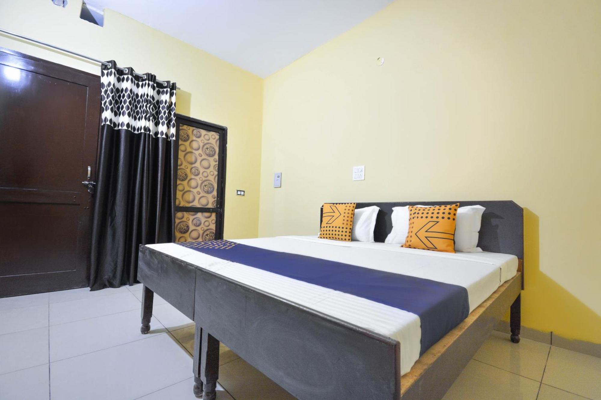 Spot On Hotel Diamond Sohāna Kültér fotó